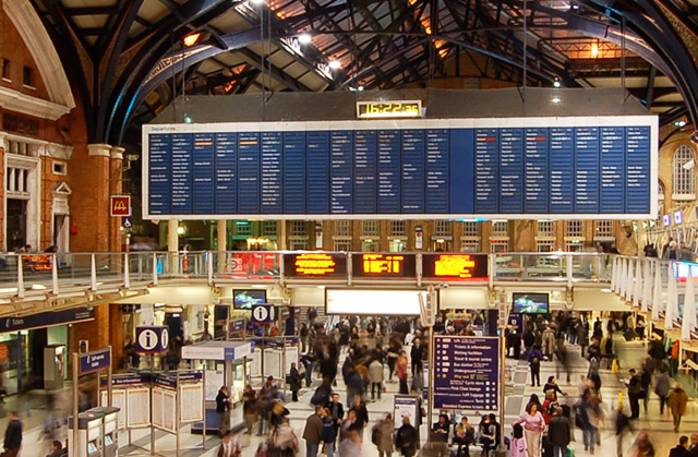 Wages growth, including bonsues, is outpacing inflation, according to figures from the ONS